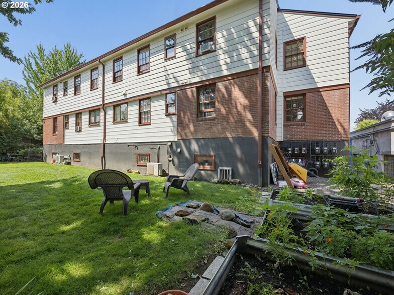 More Photos Of 5400 NE 30th Ave, Portland Office For Lease