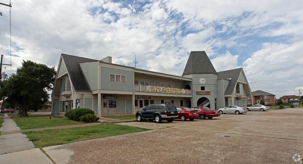 Primary Photo Of 2901 General Degaulle Blvd, New Orleans Medical For Lease