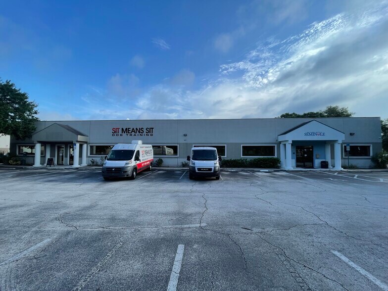 More Photos Of 280 Hunt Park Cv, Longwood Light Distribution For Lease