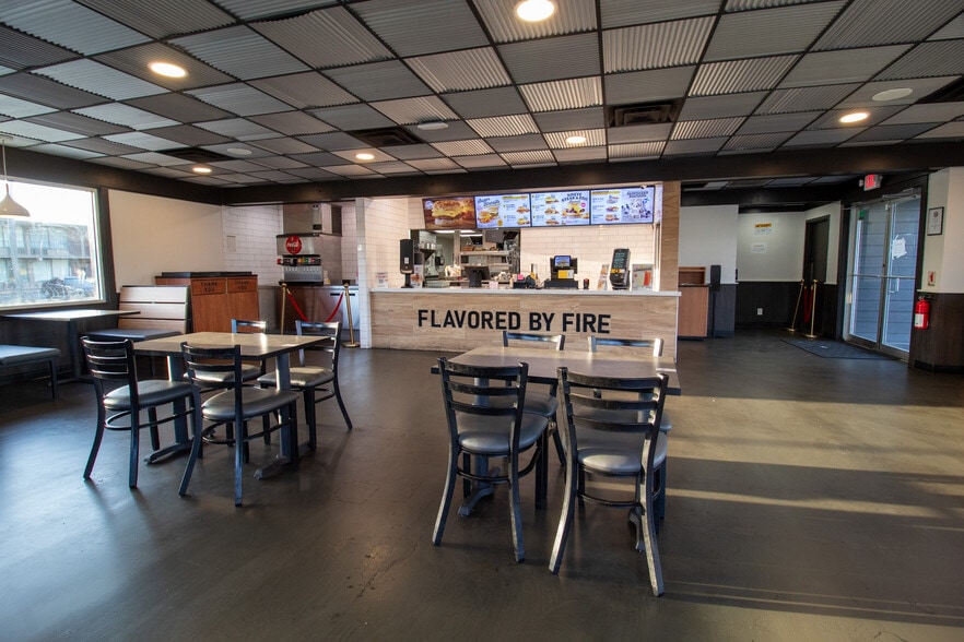 More Photos Of 504 W Vine St, Kissimmee Restaurant For Sale