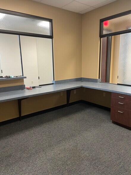 More Photos Of 3115 College Park Dr, Conroe Medical For Sale