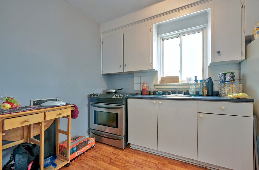More Photos Of 1112 Weston Rd, Toronto Apartments For Sale