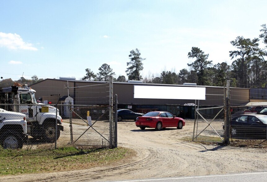 More Photos Of 230 Royle Rd, Ladson Auto Salvage Facility For Sale