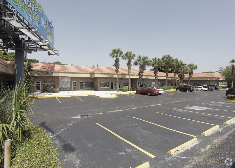 More Photos Of 5537 N State Road 7, North Lauderdale Unknown For Lease