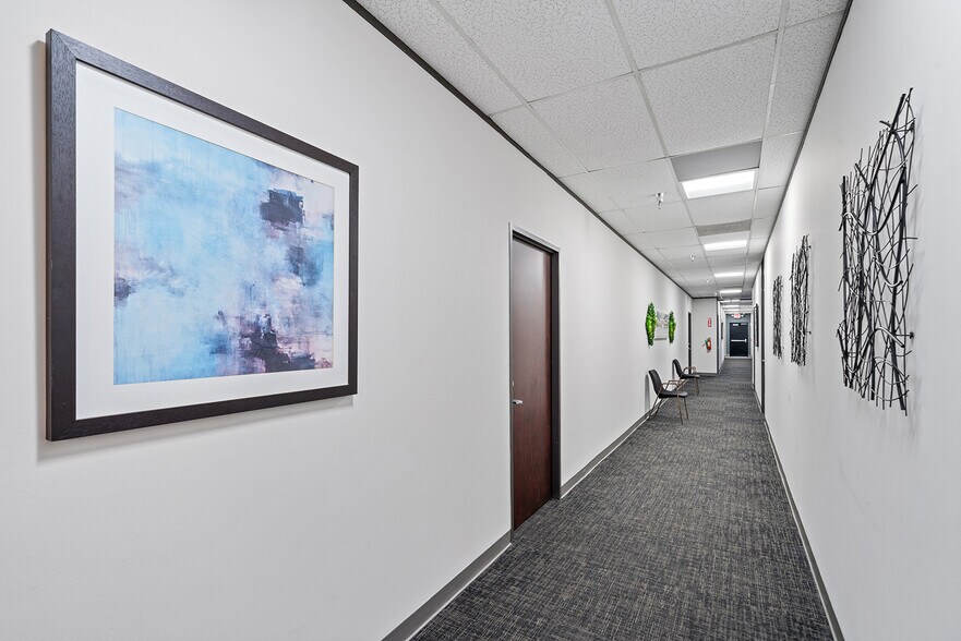 More Photos Of 5151 Katy Fwy, Houston Medical For Lease