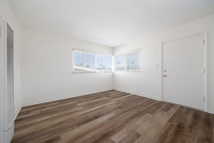 More Photos Of 4280-4284 Schoolridge Ln, La Mesa Apartments For Sale