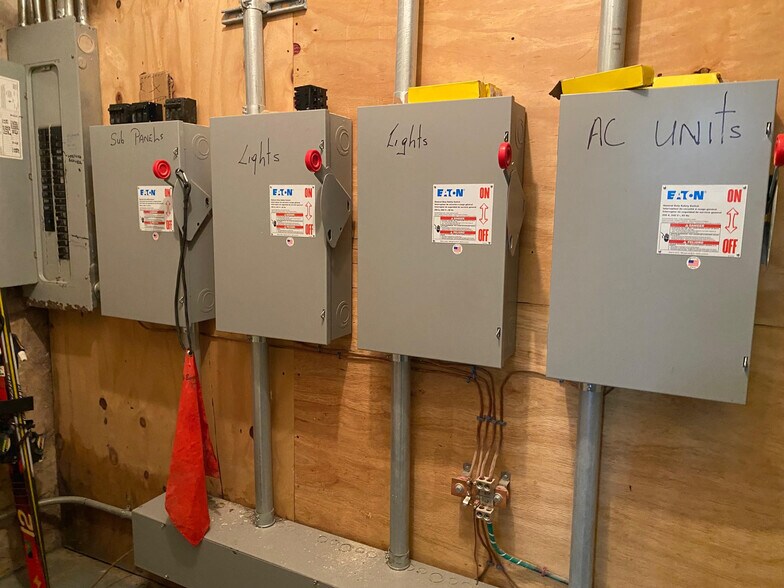 More Photos Of 15 School St, Yonkers Warehouse For Sale