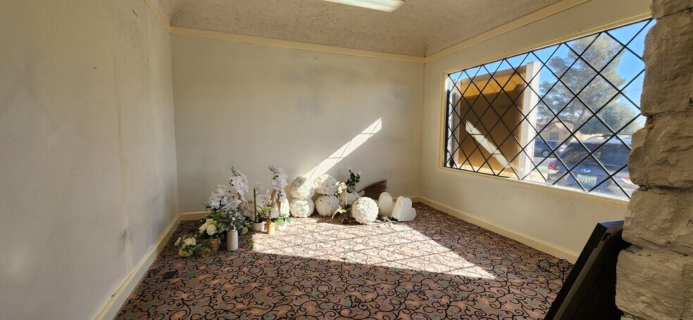 More Photos Of 608 S 6th St, Las Vegas Medical For Sale