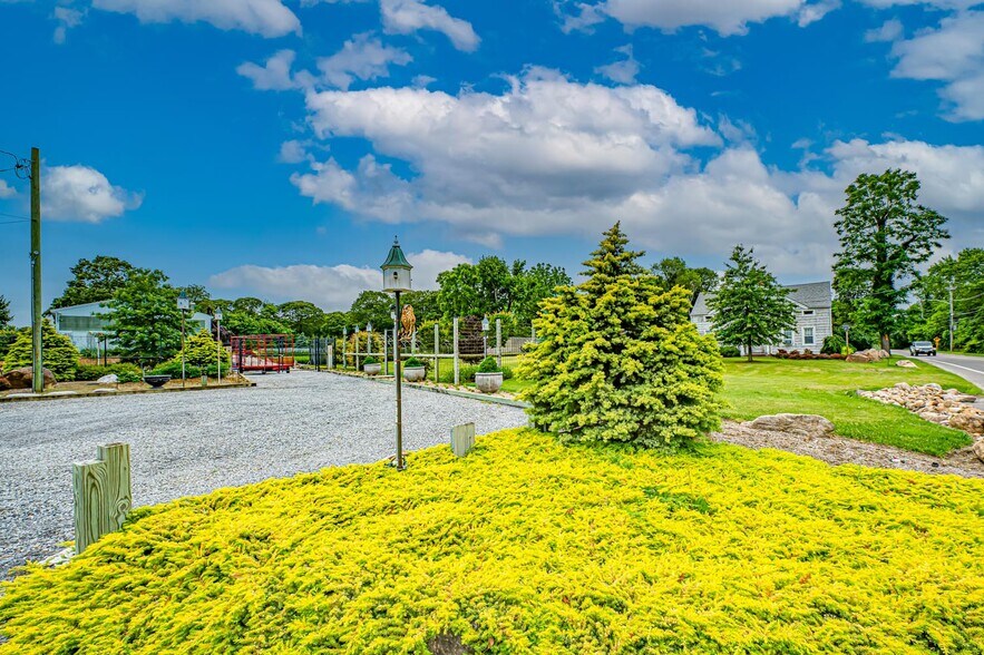 More Photos Of 185 N Country Rd, Mount Sinai Garden Center For Sale