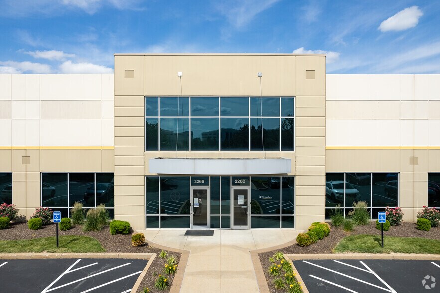 More Photos Of 2250-2270 Ball Dr, Saint Louis Warehouse For Lease