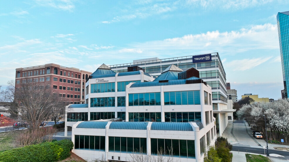 More Photos Of 250 W First St, Winston-Salem Loft Creative Space For Lease