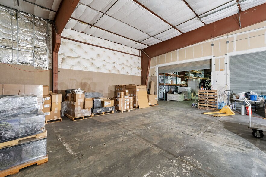 More Photos Of 1625 Commerce Way, Paso Robles Manufacturing For Lease