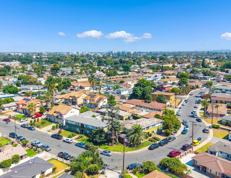 More Photos Of 1072 W Wilson St, Pomona Apartments For Sale