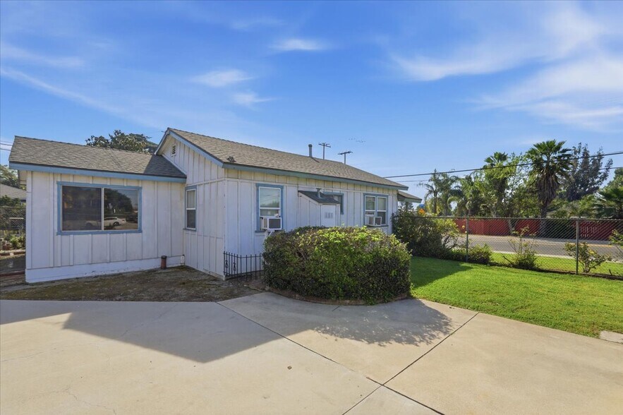 More Photos Of 4266 Walnut Ave, Chino Specialty For Sale