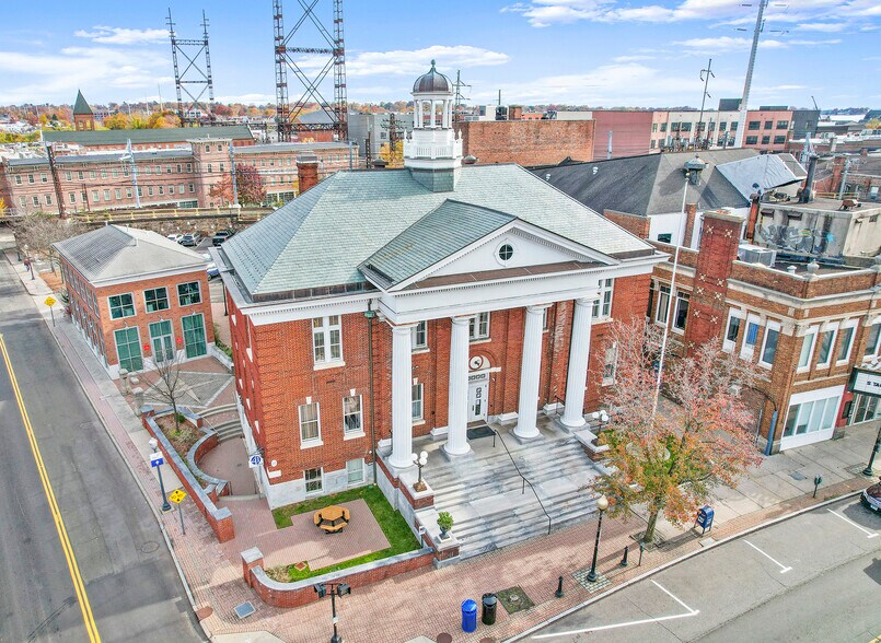 More Photos Of 41 N Main St, Norwalk Office For Lease