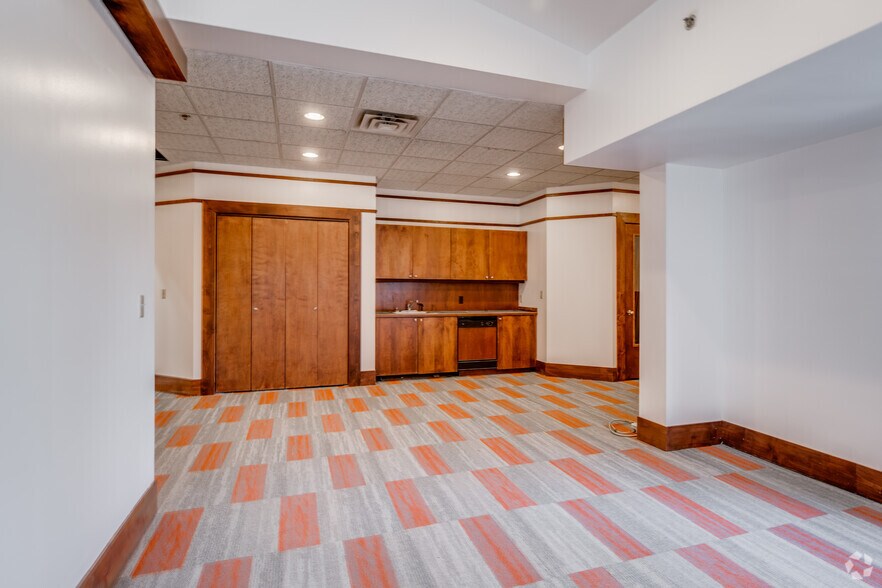 More Photos Of 1015-1075 W Horsetooth Rd, Fort Collins Storefront Retail Office For Lease