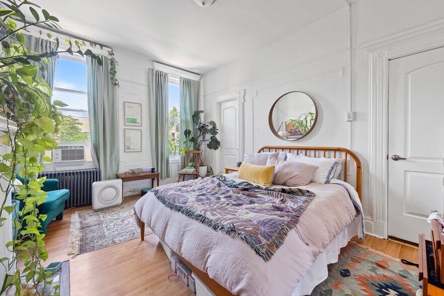 More Photos Of 166 Schaefer St, Brooklyn Apartments For Sale