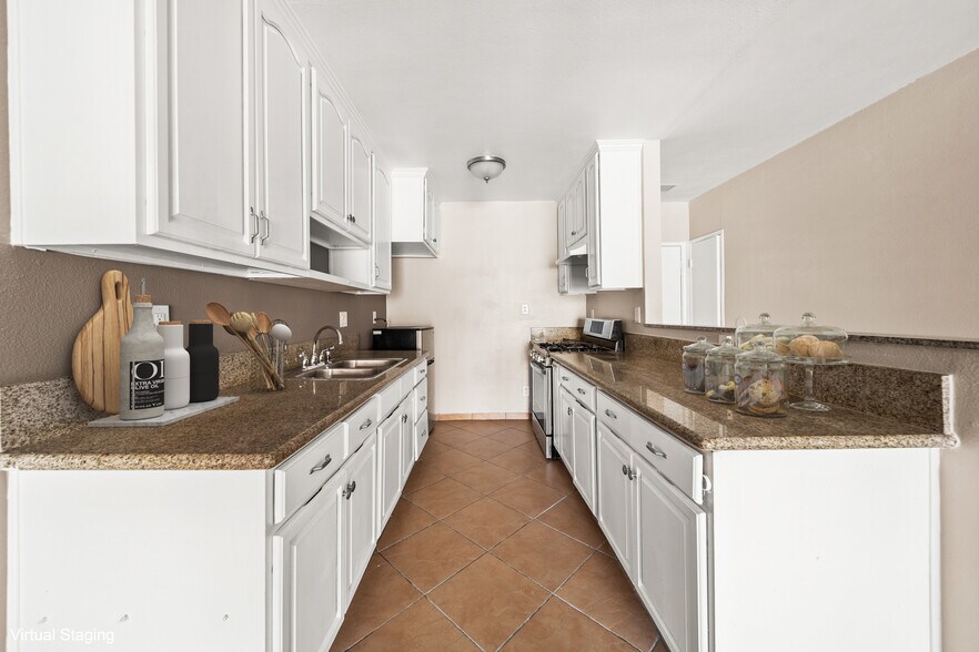 More Photos Of 14687 Rayen St, Panorama City Apartments For Sale