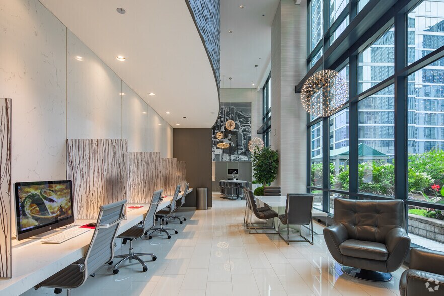 More Photos Of 73 E Lake St, Chicago Apartments For Sale