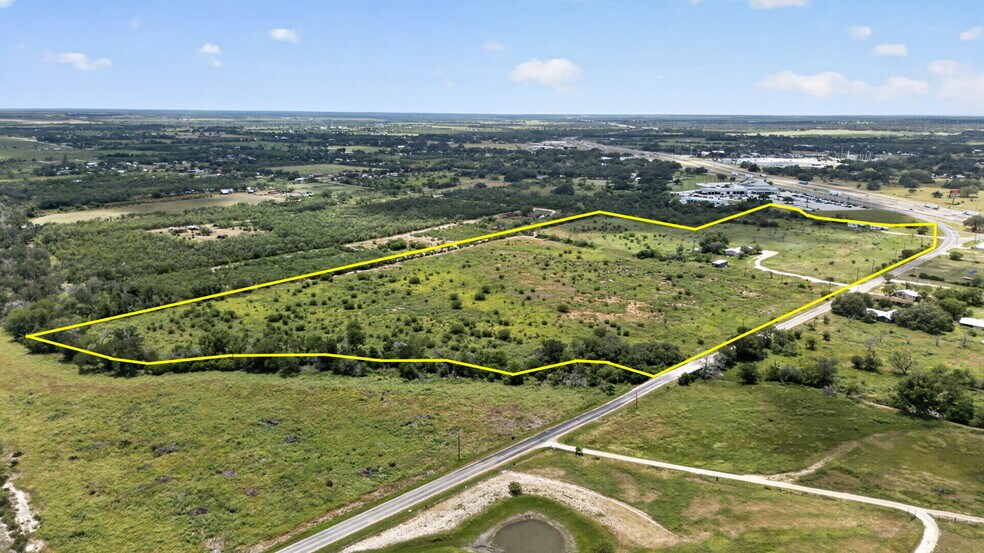 More Photos Of 180 County Road 777, Devine Land For Sale