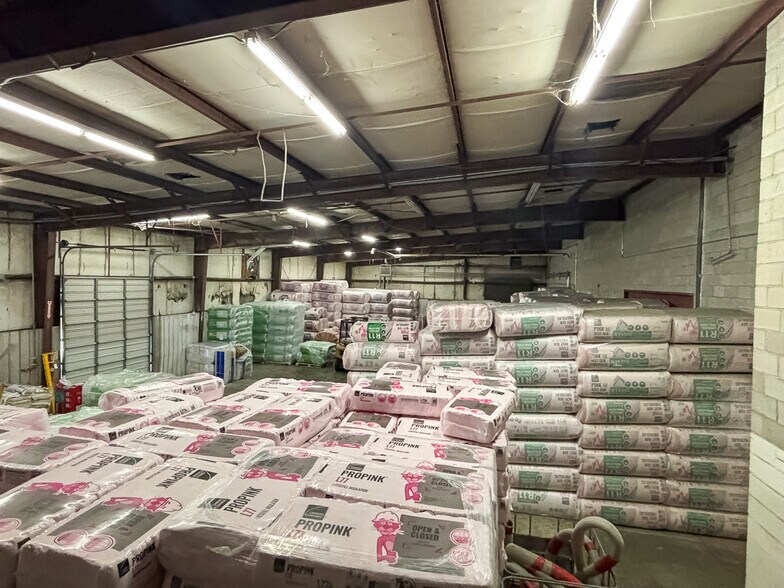 More Photos Of 6549 Fain St, Charleston Warehouse For Lease