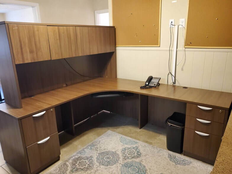 More Photos Of 5605 George Bush Dr, Katy Medical For Lease