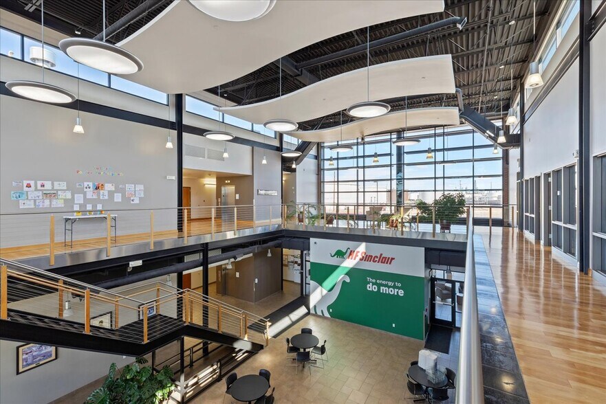 More Photos Of 300 Morrie Ave, Cheyenne Office For Sale