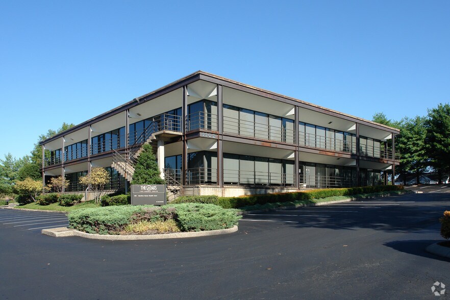 More Photos Of 1102 Kermit Dr, Nashville Office For Lease