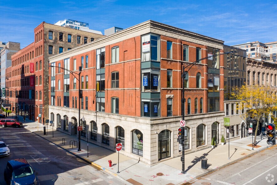 Primary Photo Of 200 W Superior St, Chicago Medical For Sale