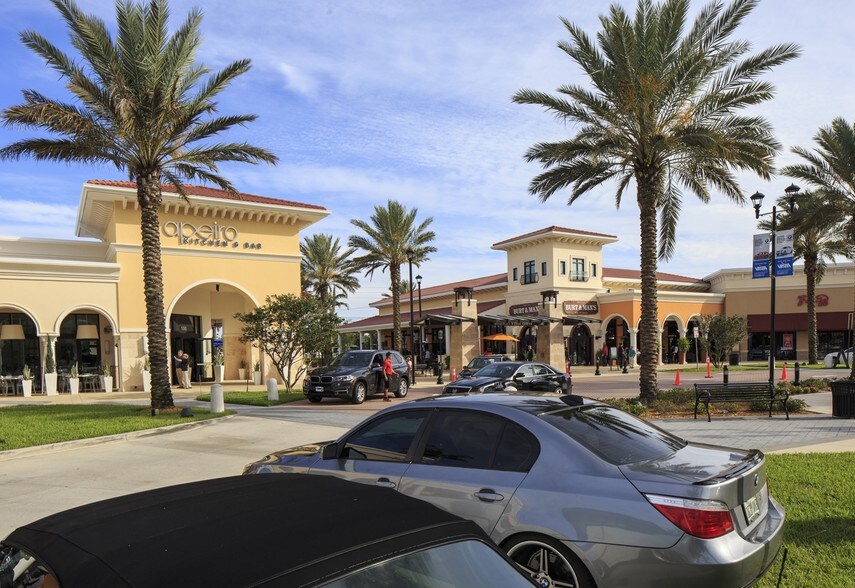 More Photos Of 14851 W Lyons Rd, Delray Beach Storefront For Lease