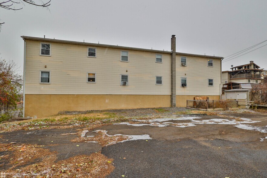 More Photos Of 34 N 21st St, Easton Apartments For Sale