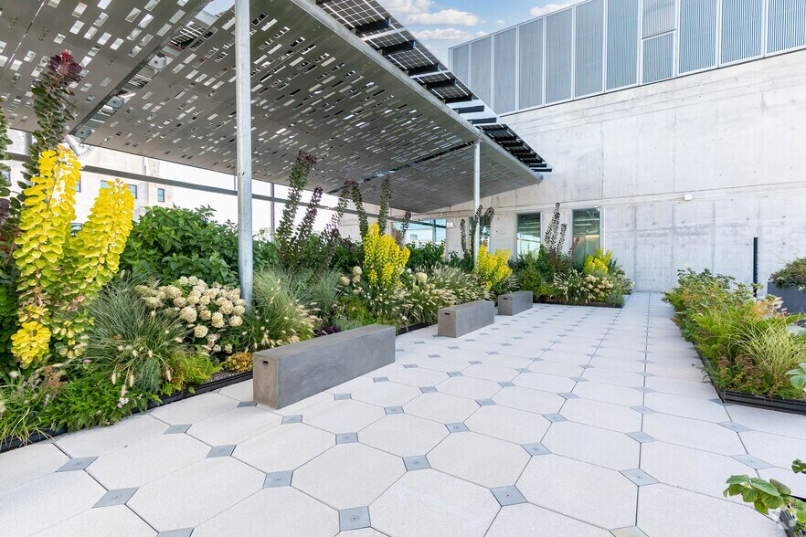 More Photos Of 124 E 14th St, New York Office For Lease