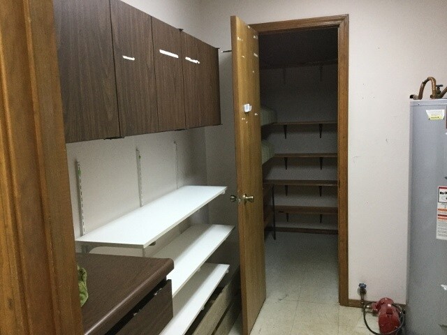More Photos Of 1102 S Mena St, Mena Medical For Lease