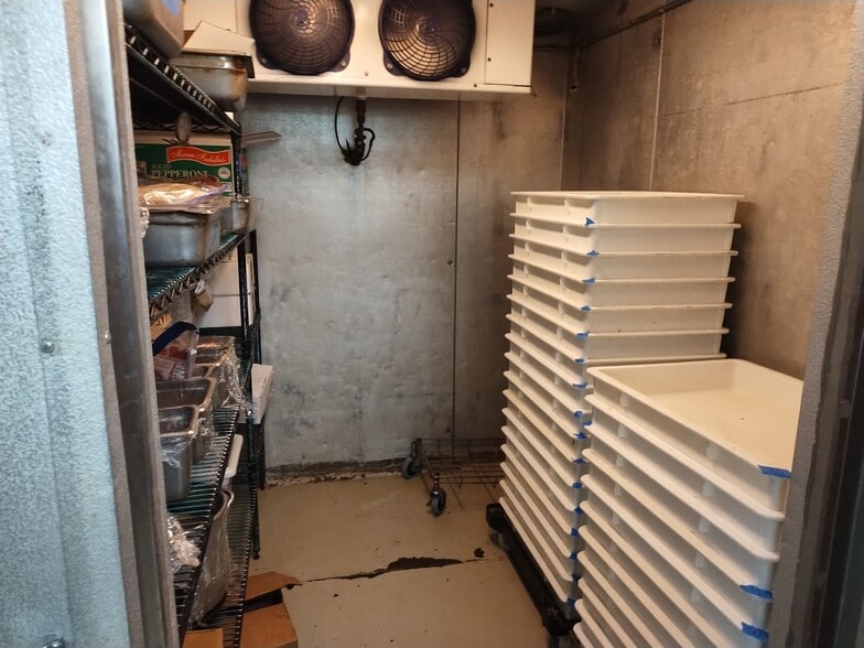 More Photos Of 600 W King St, Hillsborough Restaurant For Lease