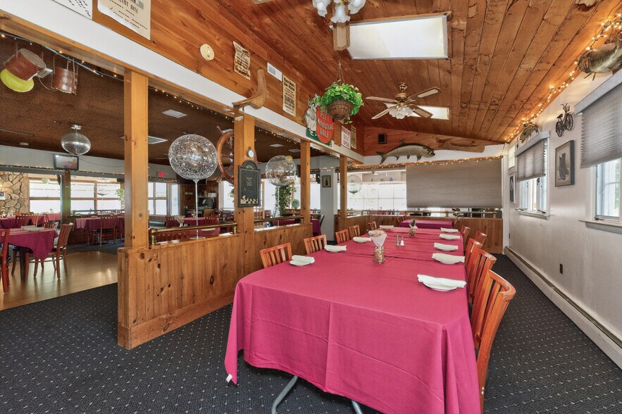 More Photos Of 160 Creamery Rd, Greenville Specialty For Sale