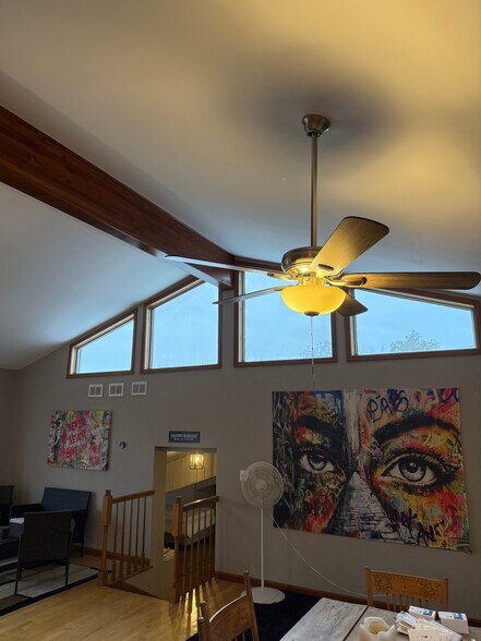 More Photos Of 3600 Riverside Dr, Crystal Lake Storefront Retail Residential For Sale