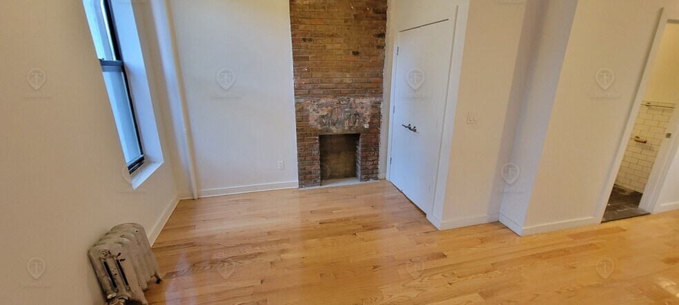 More Photos Of 193 Sackett St, Brooklyn Apartments For Sale