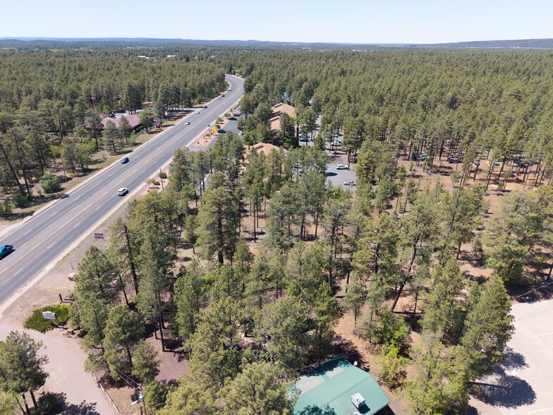 More Photos Of 182 White Mountain blvd, Lakeside General Retail For Sale