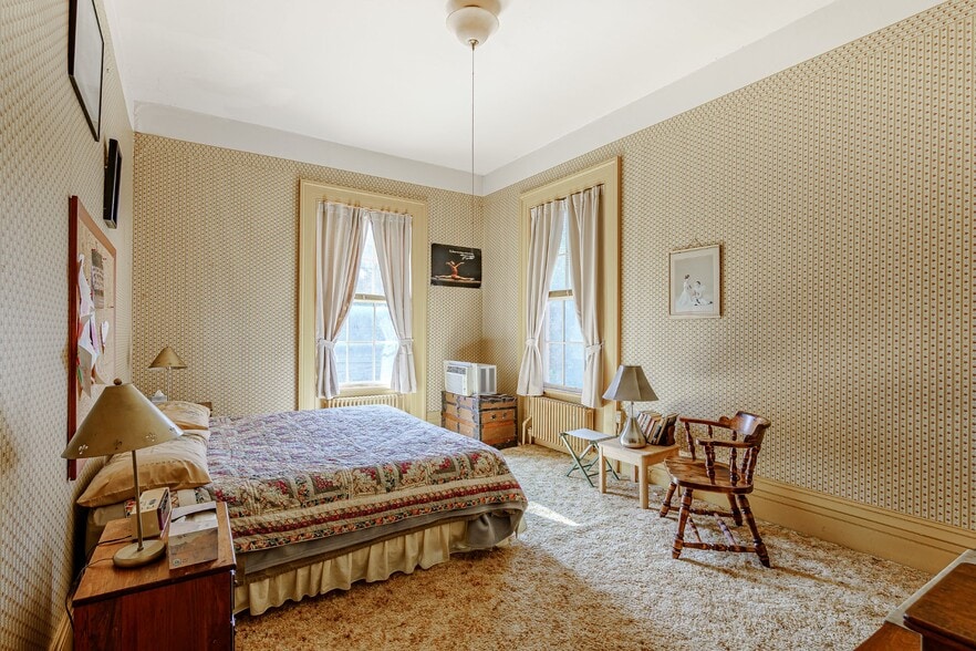 More Photos Of 23 Ontario St, Honeoye Falls Apartments For Sale