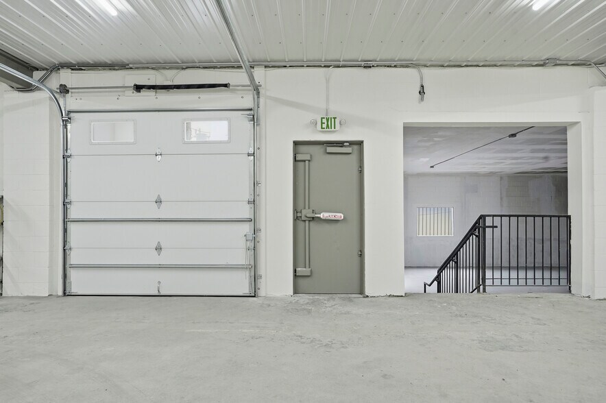 More Photos Of 4455-4477 Garfield St, Denver Warehouse For Lease