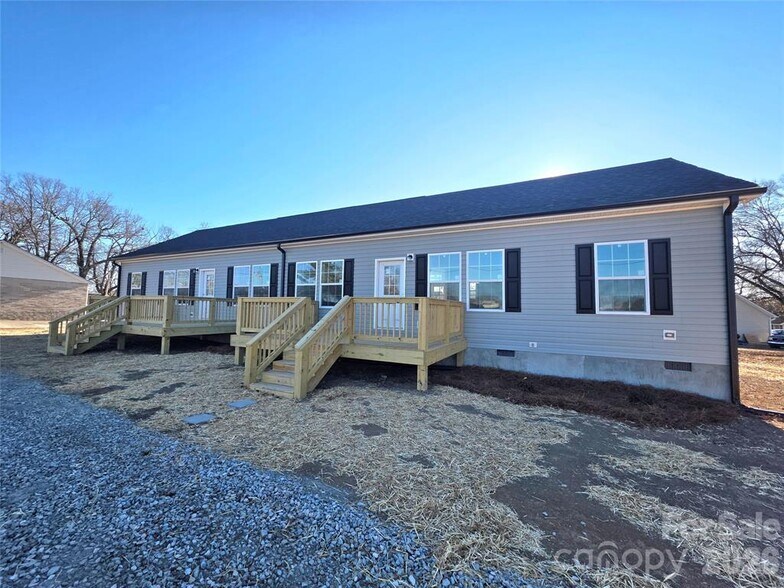 Primary Photo Of 1009 Airline Ave, Gastonia Multifamily For Sale