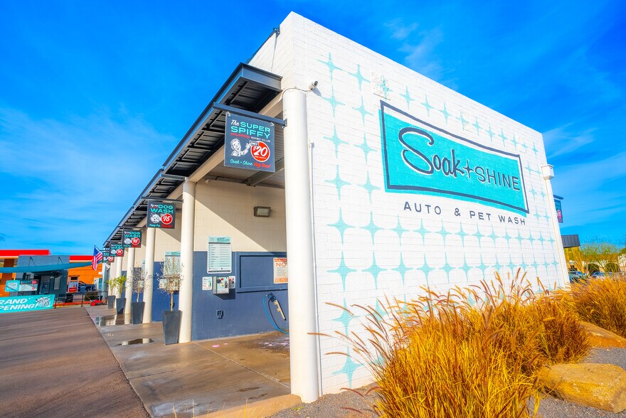 More Photos Of 15625 S 32nd St, Phoenix Carwash For Sale