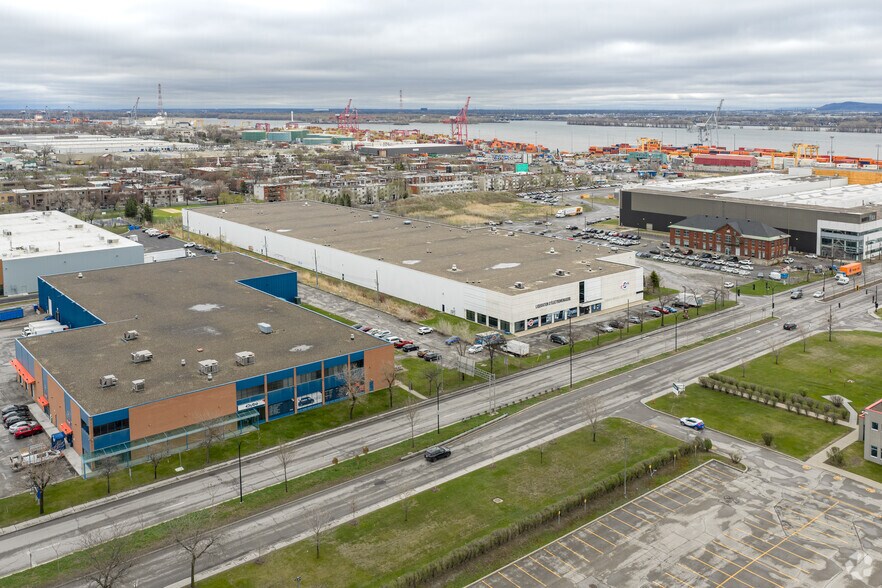More Photos Of 1601 Rue Dickson, Montréal Distribution For Lease