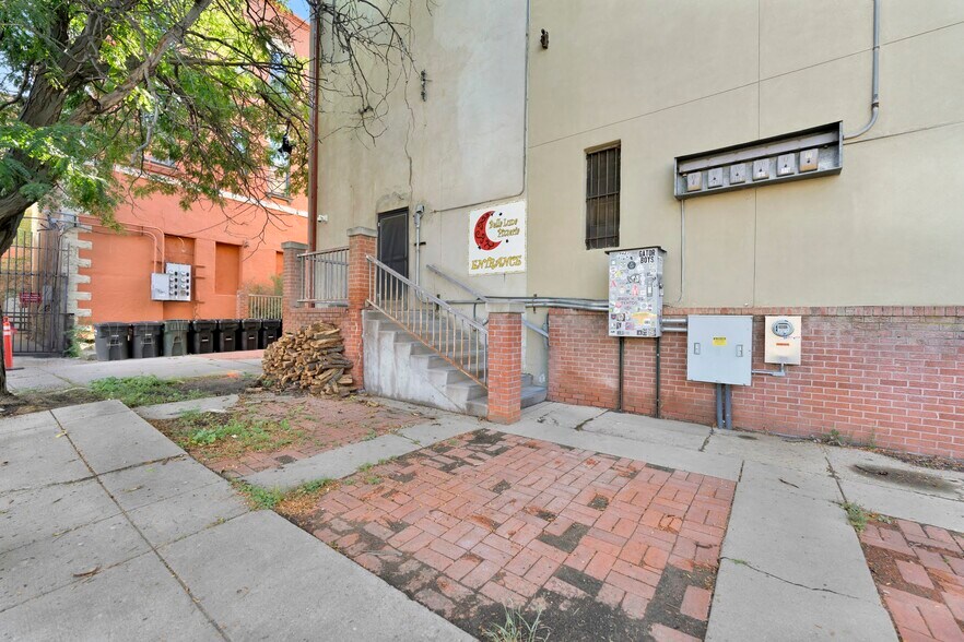 More Photos Of 121 W Main St, Trinidad General Retail For Sale