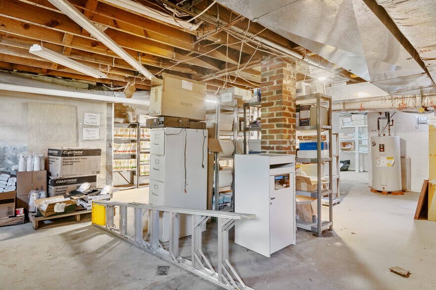 More Photos Of 614 S Main St, Blacksburg Medical For Sale