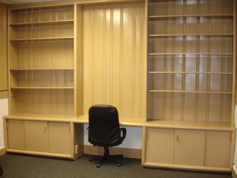 More Photos Of 1022 Pasadena Blvd, Pasadena Medical For Lease