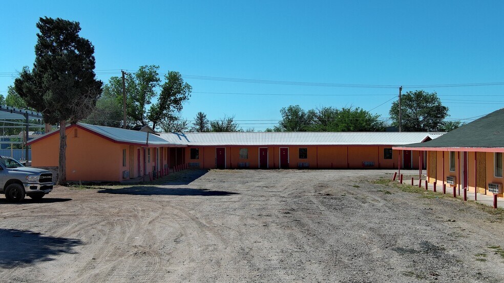 More Photos Of 239 TX-302, Kermit Hotel For Sale