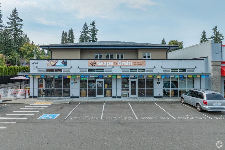 More Photos Of 6502 Evergreen Way, Everett General Retail For Lease