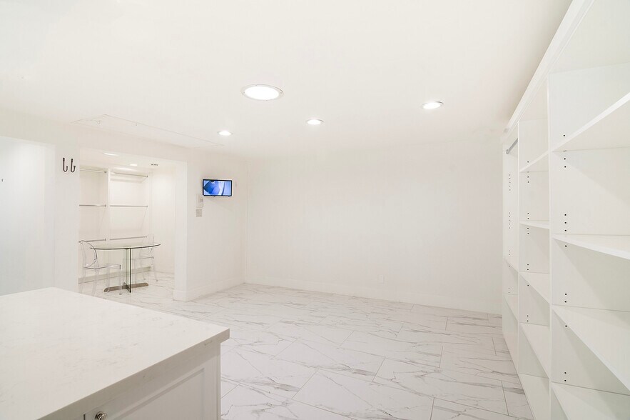 More Photos Of 6017 Melrose Ave, Los Angeles Storefront Retail Residential For Lease