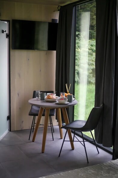 More Photos Of 218 NY-296, Windham Hotel For Sale